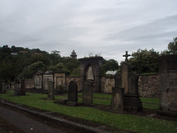 2008-cemeteries-edinburgh-scotland-188686_1008933470480_77_n
